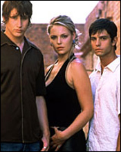 Photo of some of the Roswell cast.